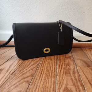 Vintage Coach Purse Black Dinky Crossbody Handbag